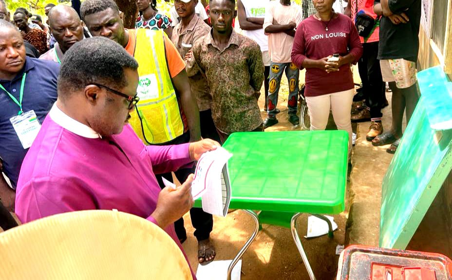 Guber Poll: Ayade Votes, Optimistic of APC Victory